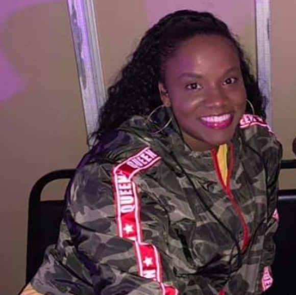 Meet your Posher, Alexandria - Picture 1 of 6